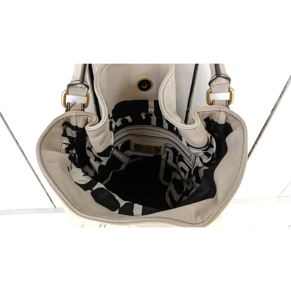 Steve by Steve Madden ivory Xbody boho Metal of Honor slouchy leather purse - Picture 5 of 7